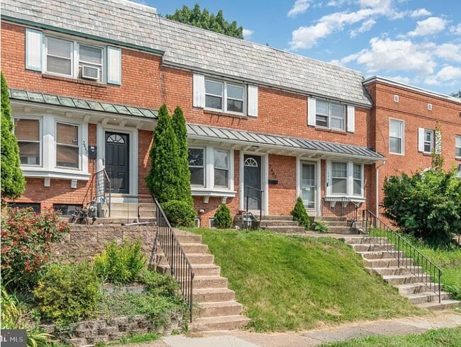 Building Photo - 2462 Brookwood St Building Photo - 2462 Brookwood St