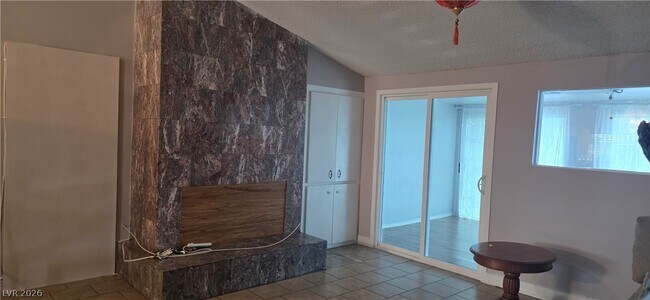 Building Photo - 2297 E Desert Inn Rd