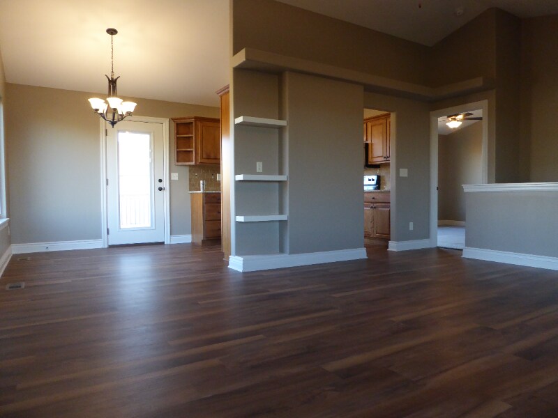 Foto principal - 2102 E Cedar Tree St
