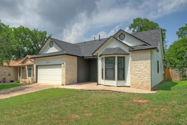 Building Photo - 2214 Big Hollow Dr
