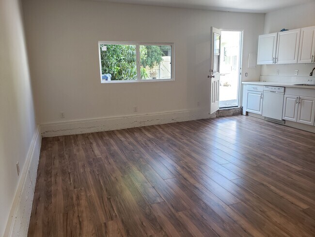 Building Photo - 17242 Septo St