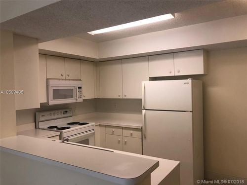 Foto del edificio - 5560 NW 61st St