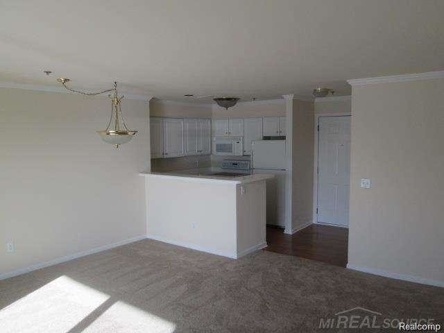 Building Photo - 37512 Jefferson Ave