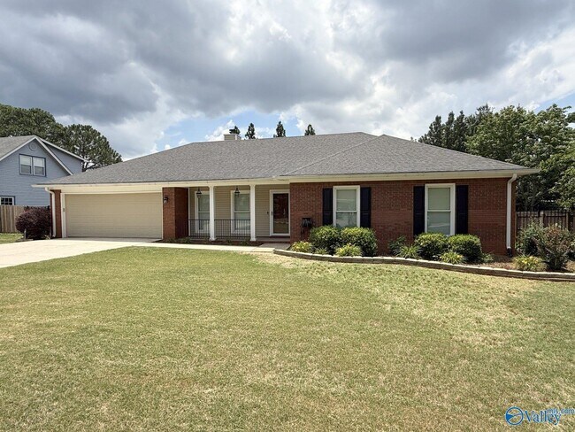 Foto del edificio - 106 Teal Park Ln