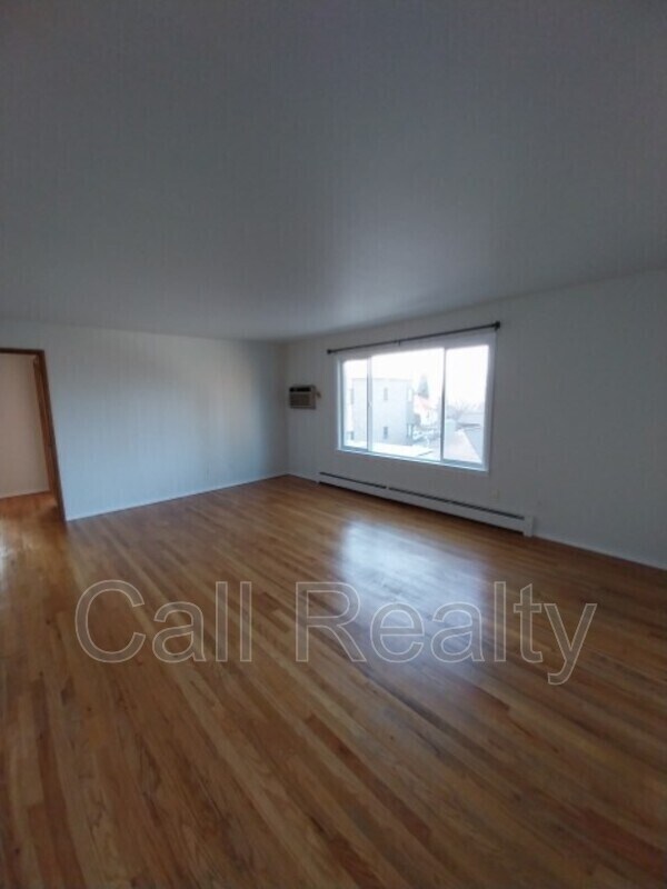 Foto del edificio - 904 W Lincoln Pl