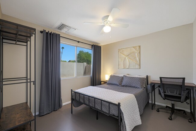 Foto del edificio - 14625 N 26th Ave