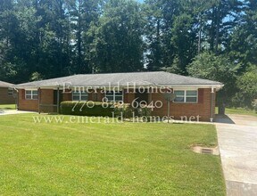 Building Photo - 4690 Cook Dr