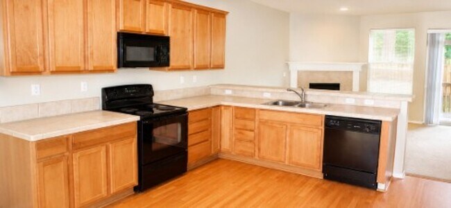 Foto del edificio - 15561 SW Stone Ridge Cir