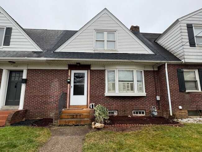 Building Photo - Single Family Home