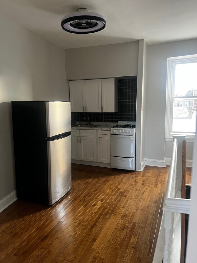 Foto principal - 7124 Germantown Ave