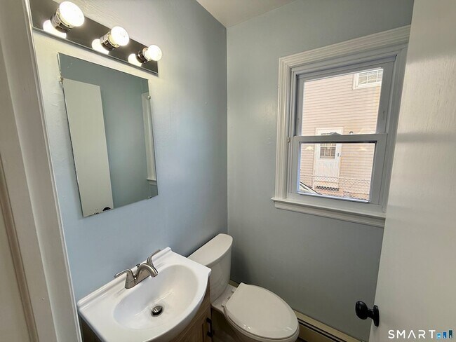 Foto del edificio - 33 Center Ave