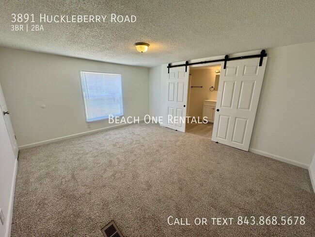Building Photo - 3891 Huckleberry Rd