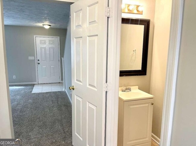 Building Photo - 5594 Fair Creek Way