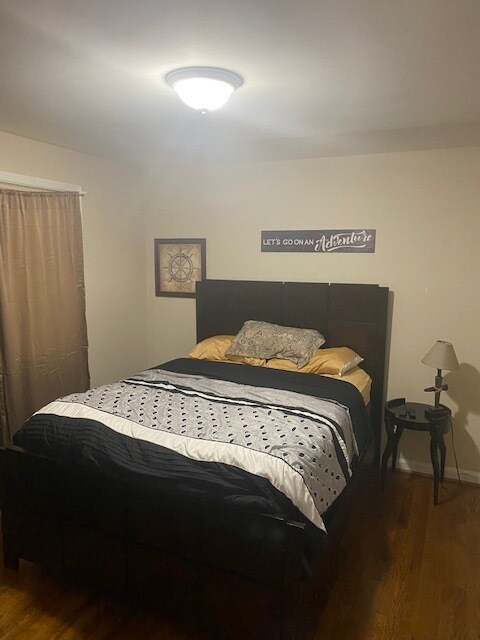 Master Bedroom - 2231 Afton St