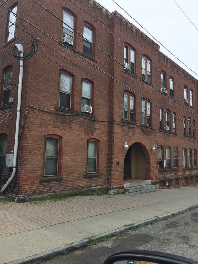 Primary Photo - 20 Otis Ave