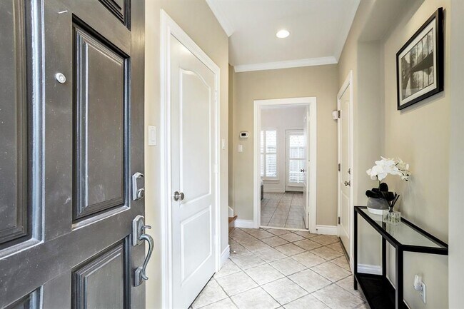 Foto del edificio - 2914 Brompton Square Dr