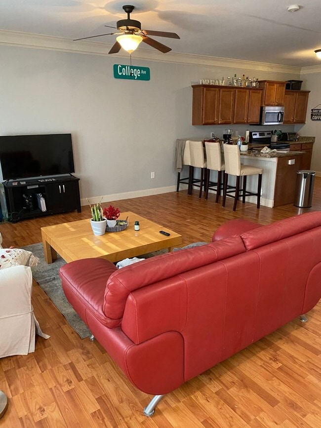 Photo - The Verandas on Ruth St. House