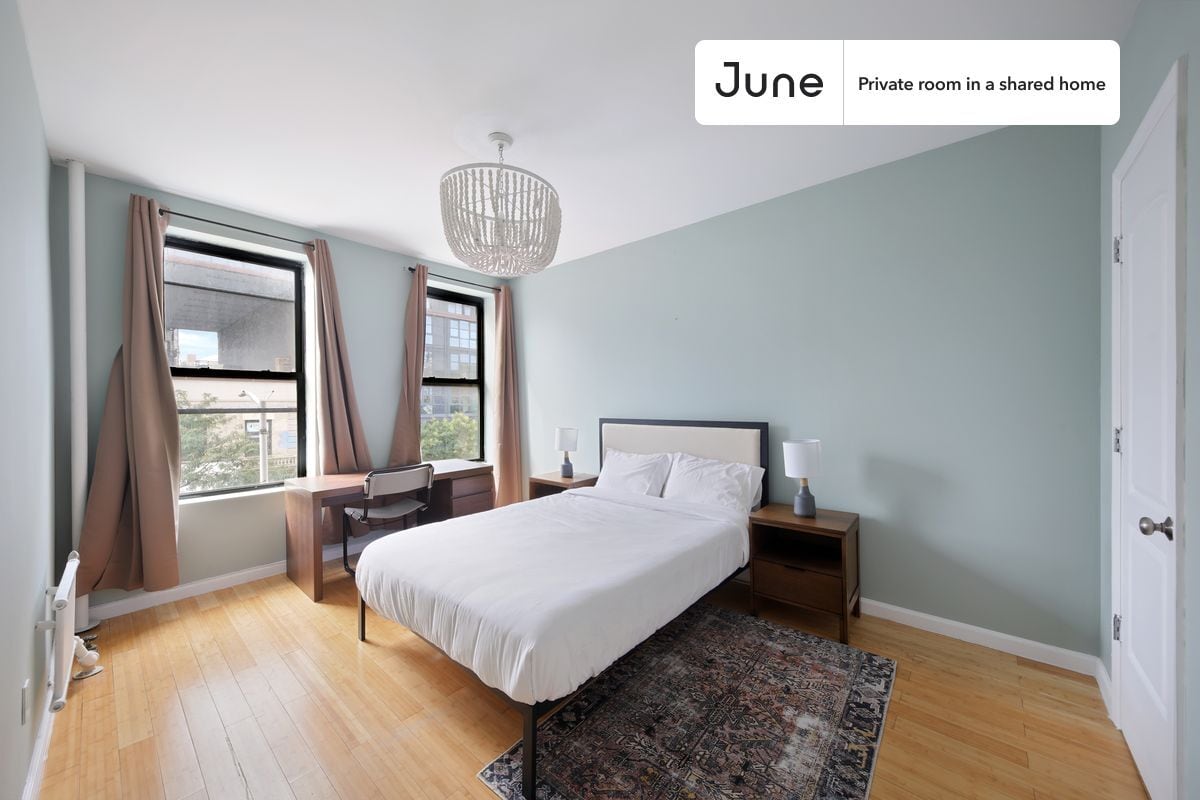 Private bedroom in 3 bed/1 bath Home - Private bedroom in 3 bed/1 bath Home