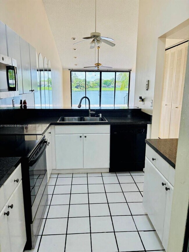 Foto del edificio - 12457 SW 147th Terrace