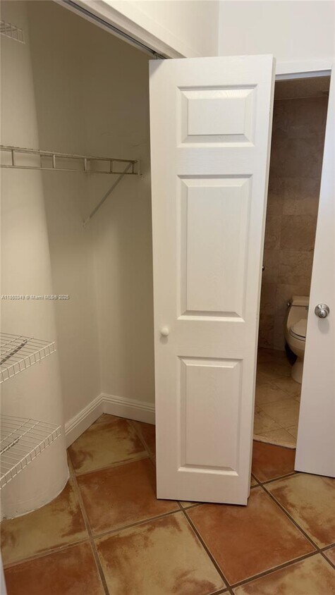 Foto principal - 3725 S Ocean Dr