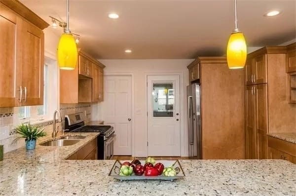 Building Photo - 16 Adair Rd