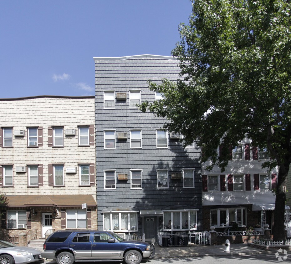 Foto del edificio - 153 Withers St