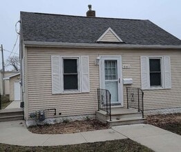 Building Photo - 841 Knoll Ave