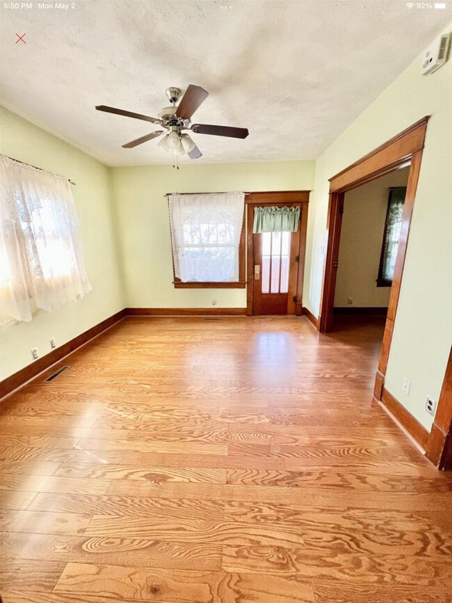 Foto del edificio - 507 E C St
