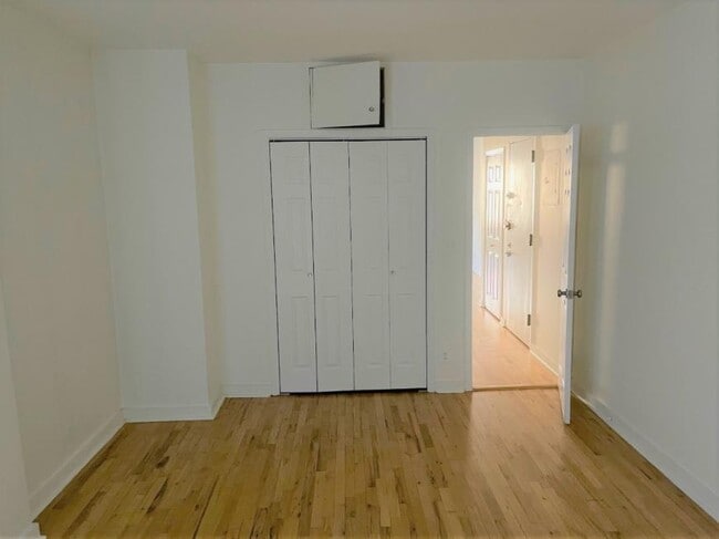 Building Photo - 2 bedroom in Brooklyn NY 11238