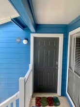 Building Photo - 3506 Cove View Cir