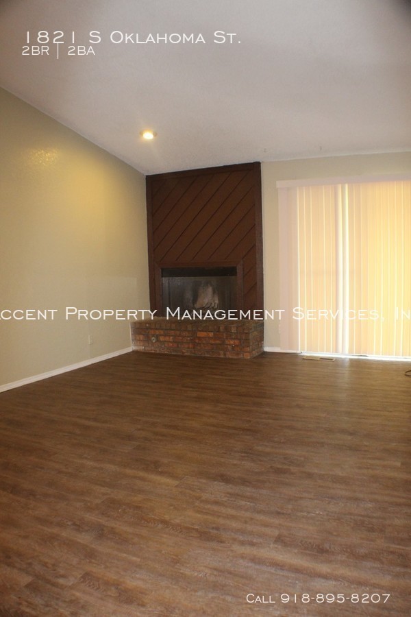 Building Photo - 2 Bedroom duplex in Sapulpa