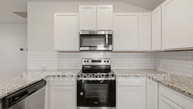 Building Photo - 221 Tule Canyons