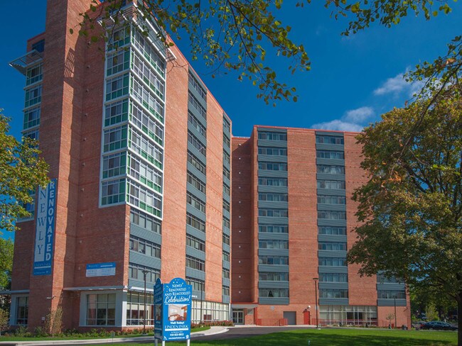 ¡Bienvenido a Linden Park Apartments en Bolton Hill! - Linden Park Apartments (Seniors 62+)