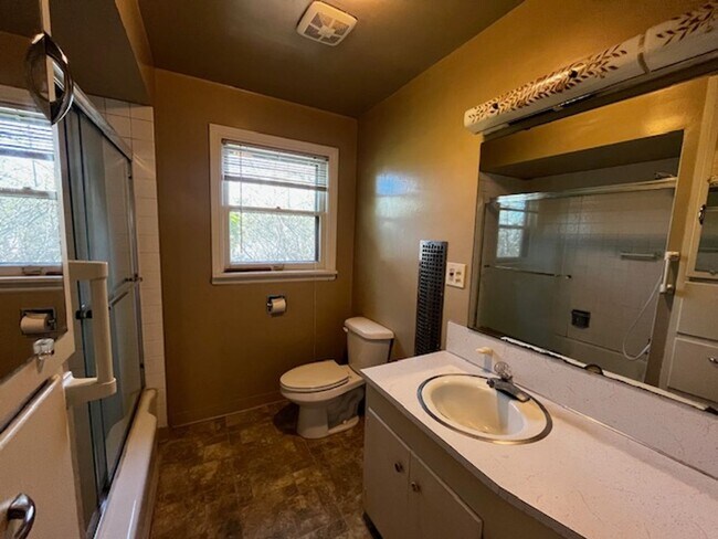 Foto del edificio - Beautiful 2 bed, 1 bath Home in Columbia N...