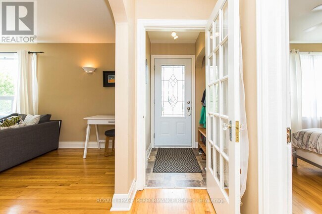 Photo du bâtiment - 119 Glynn Ave