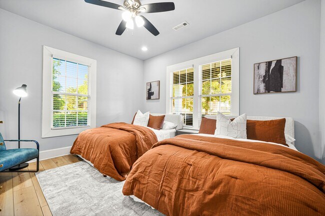 Foto del edificio - 1363 Jonesboro Rd SE