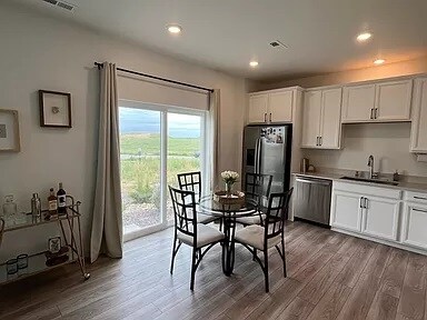 Foto del edificio - 6294 Wild Rye St