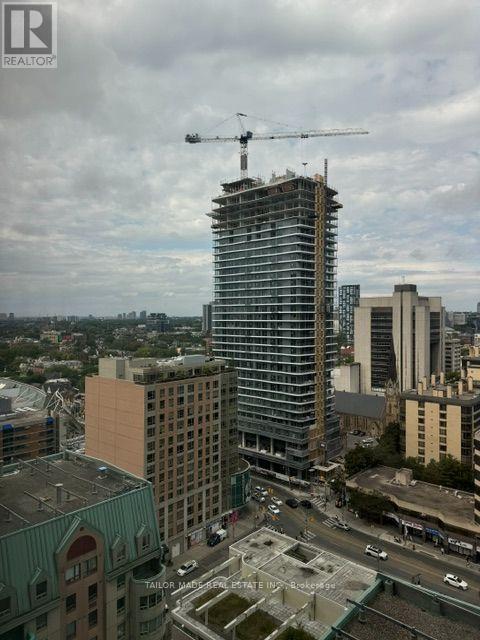 Building Photo - 238 Simcoe St