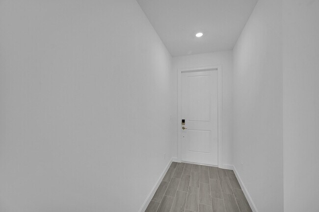 Foto del edificio - 3550 Angler Dr