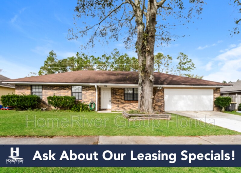 3916 Hunters Lake Cir W, Jacksonville, FL 32210 House Rental in