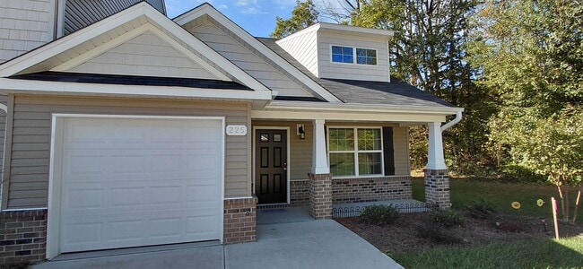 Building Photo - 225 Berryfield Dr