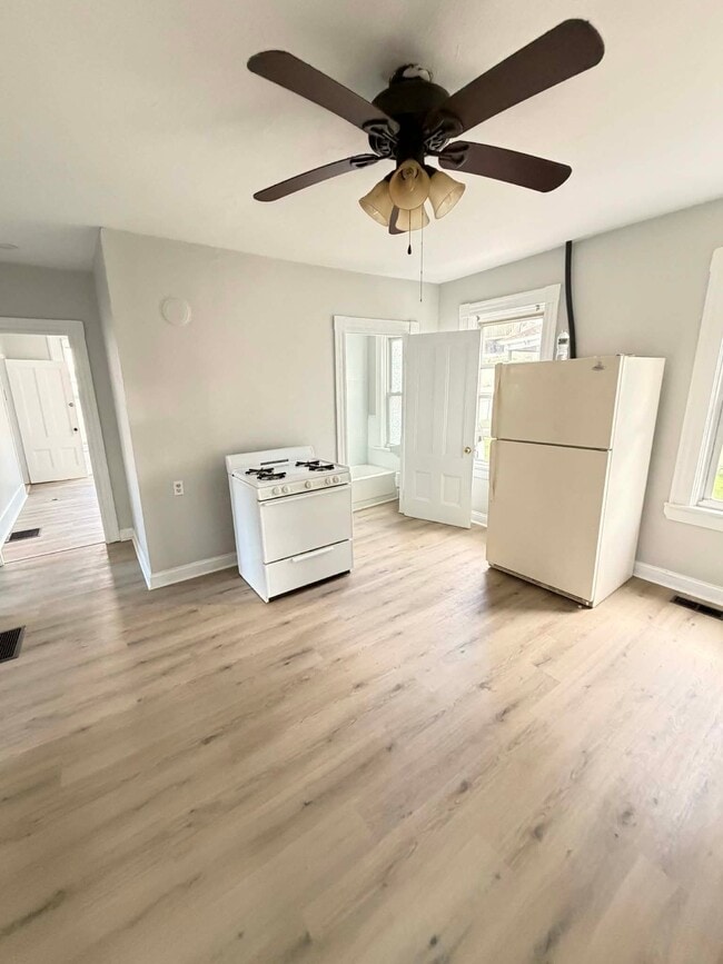 Photo - 61 Wilson Ave (Woonsocket, RI) Apartment