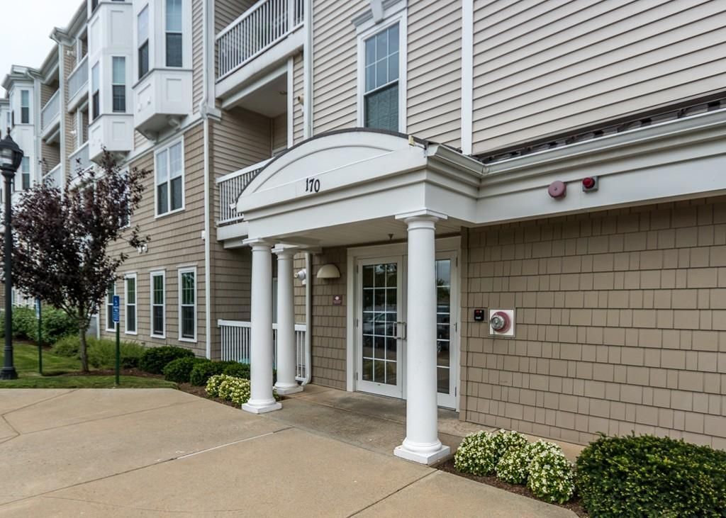 170 Clocktower Dr Unit 5309, Waltham, MA 02452 Condo for Rent in