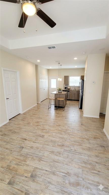 Foto del edificio - 12 Hiawatha Dr