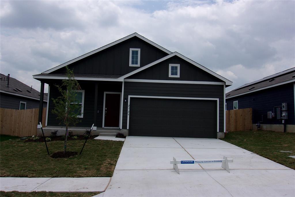Foto principal - 2725 Louris Ln