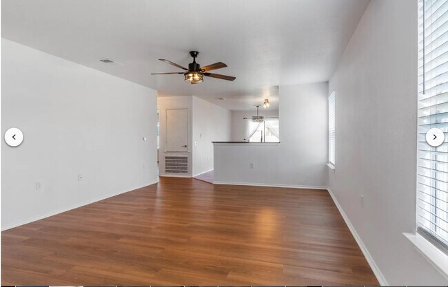 Building Photo - 1400 Poppy Seed Ln