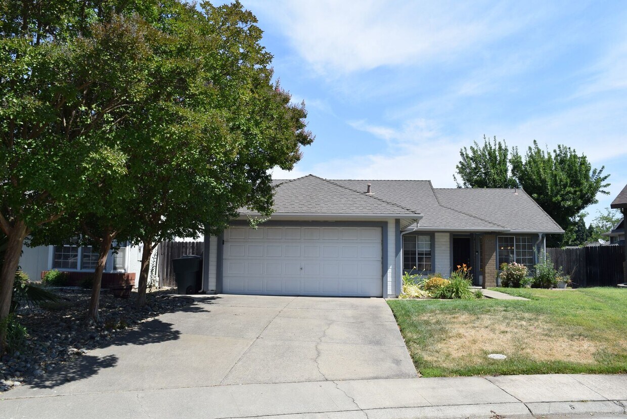 Primary Photo - 1209 Ross Ct