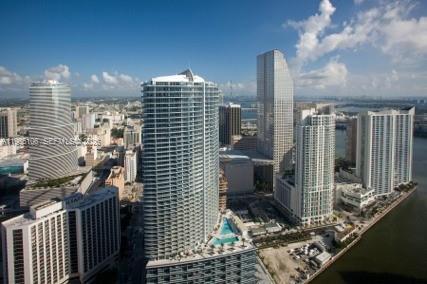 Building Photo - 475 Brickell Ave