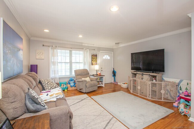 Foto del edificio - 39 Coram Rd