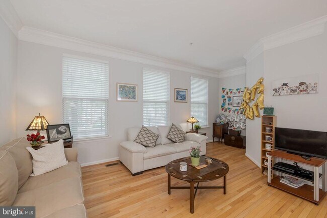 Foto del edificio - 113 Cameron Station Blvd